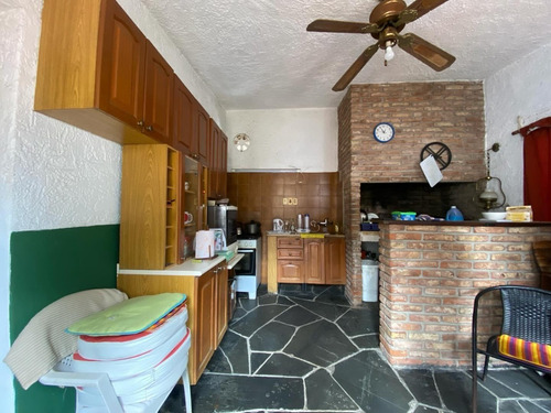 Venta. Pinar Sur. Casa 2 Dormitorios. 2 Baños. Hermoso Jardín. Sobre Asfaltada
