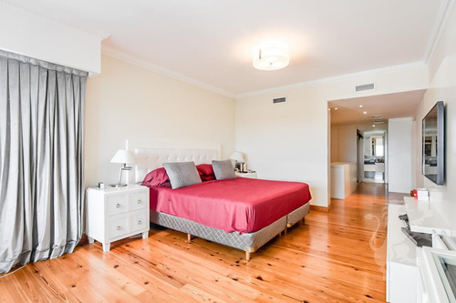 Imagen 7 de 24 de Impecable Piso En Torre Libertador - 2 Cocheras - 4 Suites - Doble Dependencia - Seguridad 24hs