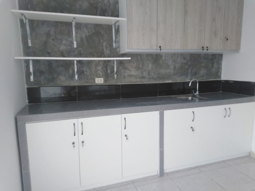 Imagen 11 de 14 de Alquiler De Habitación Cuarto Estreno C/ Baño Pueblo Libre