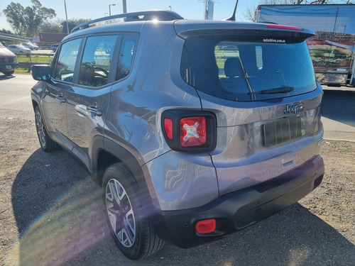 Imagen 8 de 17 de Jeep Renegade 2021 1.8 Longitude At6