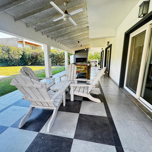 Casa En Venta En Barrio Cerrado Weston,moreno