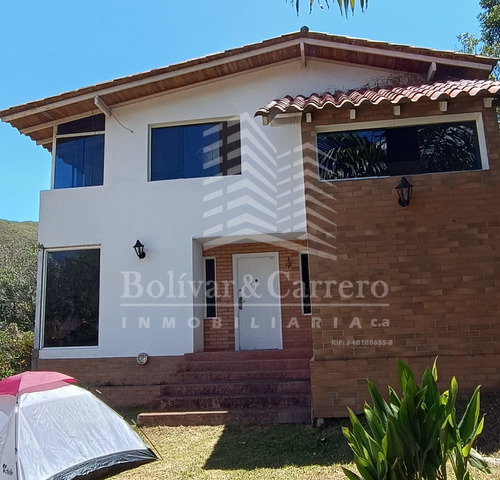 En Venta Casa En Manzano Alto, Merida,  Codigo: B&c0-570,  F:feb24