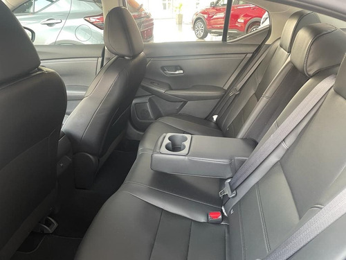 Imagen 11 de 14 de Nissan Sentra Exclusive 2.0 2023 0km