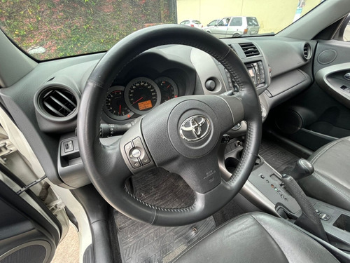 Toyota RAV4 2.4 4X2 16V GASOLINA 4P AUTOMÁTICO