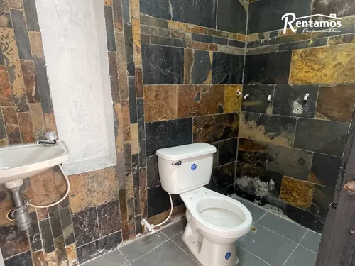 Bodega En Arriendo En Guayabal. Cod A775706