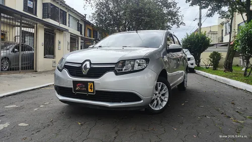 Renault Logan 1.6 Expression / Life +