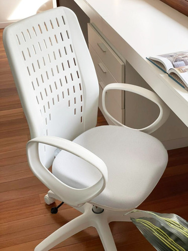 Imagen 2 de 10 de Silla Oficina Pc Trabajo Gamer Blanco Respaldo Alto Ecocuero