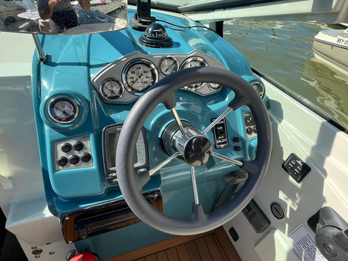 Lancha Avalon 23 Cuddy Volvo Penta 4.3 Gxi V6 225 Hp