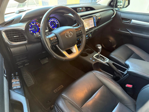 Toyota Hilux 2.8 SRX 4X4 CD 16V DIESEL 4P AUTOMÁTICO