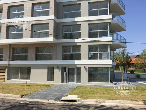 Venta Apartamento En Colonia Del Sacramento, Colonia.