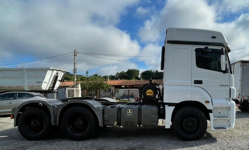 Imagem 6 de 13 de Caminhão Traçado Mb 2644 Axor Teto Alto