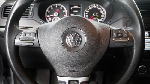 Volkswagen Vento 2.5 Luxury 170cv Tiptronic - 87019 - C