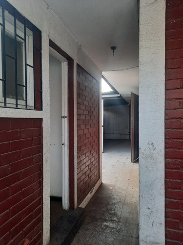 Se Vende Gran Casa 8 /d 4/b Comuna De Ñuñoa