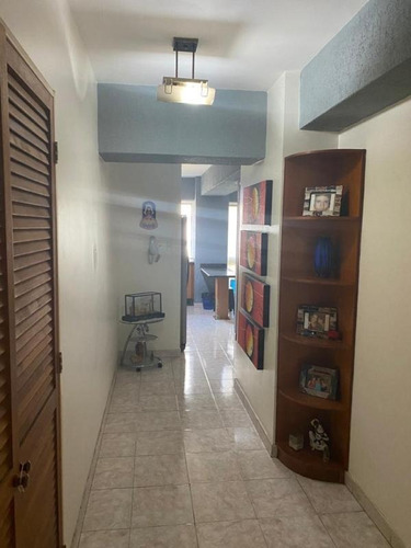 Imagen 8 de 21 de Se Vende Apartamento En El Conj. Res. Monte Carmelo. Cod: Foa-1674