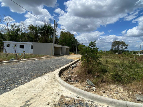 Solares Con Títulos