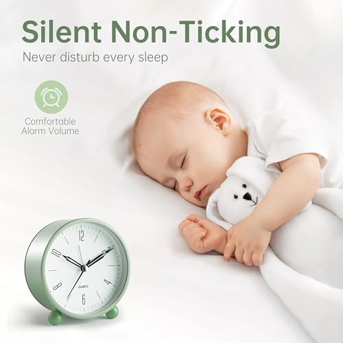 Reloj Despertador Analógico 10 Cm Silencioso Sin Tic Tac Luz