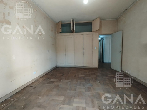 Casa En Venta A Mts Del Shopping Del Siglo - Ideal Inversores.
