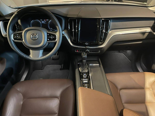 Imagem 9 de 11 de Volvo Xc60 2.0 T5 Gasolina Momentum Awd Geartronic