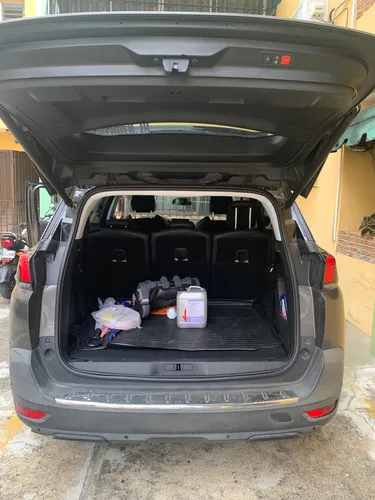 Peugeot 5008 Allure , 3 Filas De Asientos Y Mantenimiento Al