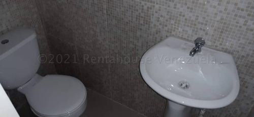 Imagen 28 de 30 de Sp/** Excelente Edificio Con Local Comercial En P/b Y Mas Bondades En Venta Barquisimeto Zona Centro, Tlf. 0424-5197639. # 22-15281, Lara Venezuela