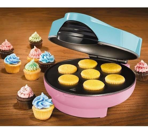 Nostalgia® Maquina Para Preparar Cupcakes Party Kit