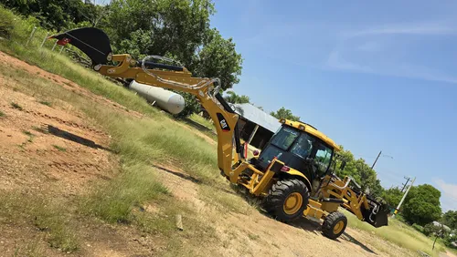 Pajarita Caterpillar 420f2 2024