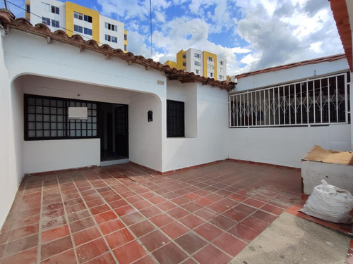 Casa En Venta En Villa Del Rosario. Cod V28323