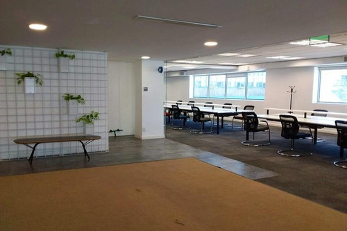 Imagen 6 de 12 de Oficina En Edificio Astros