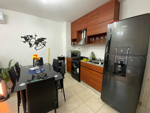 Imagen 7 de 12 de Venta - Departamento 2 Ambientes Con Cochera Acepta Lote En Parte De Pago!
