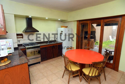 Imagen 5 de 27 de Venta De Casa De 6 Ambientes En Remedios De Escalada