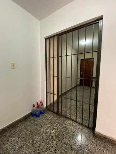 Departamento De Tres Dormitorios, Centro, Externo, Luminoso Amplio