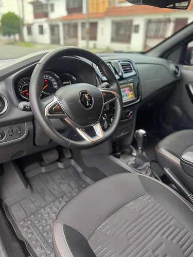 Renault Stepway 1.6 Dynamique / Intens Automática