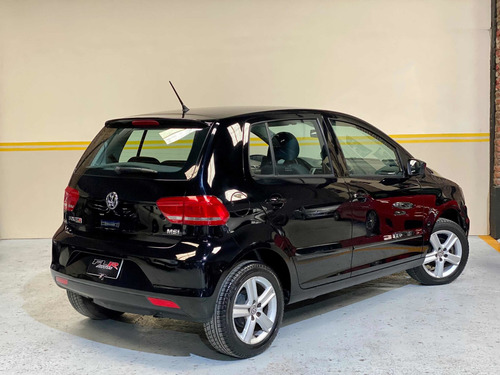 Imagen 6 de 15 de Volkswagen Fox 1.6 Comfortline Pack Saf 2015