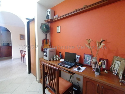 Imagen 12 de 30 de Apartamentos En Venta En La Pastoreña Zona Este Barquisimeto, Lara 22-25447 Romer Gonzalez Profesional Inmobiliario Renta House