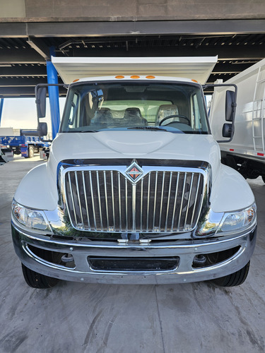 International 4300 Modelo 2014 Volteo Nuevo 7 Metros
