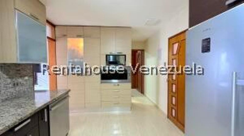 Carla Gonzalez Casa En Venta En Macaracuay Mls #25-8090