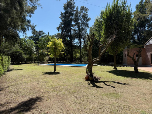 Increíble Casa Quinta En Barrio Pilar San Vicente