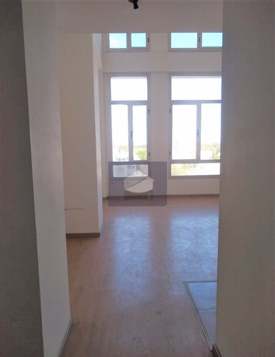Imagen 4 de 14 de Excelente Departamento 2 Ambientes En Pilar Centro En Venta
