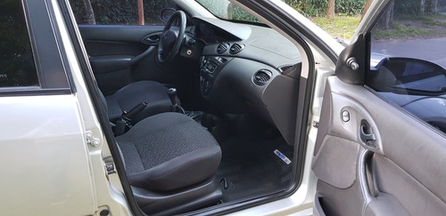 Imagen 14 de 15 de Ford Focus 2008 1.6 One Ambiente Mp3