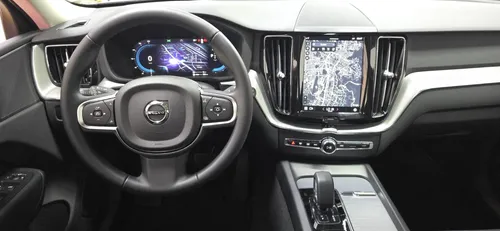 Volvo XC60 2.0 T8 Plus