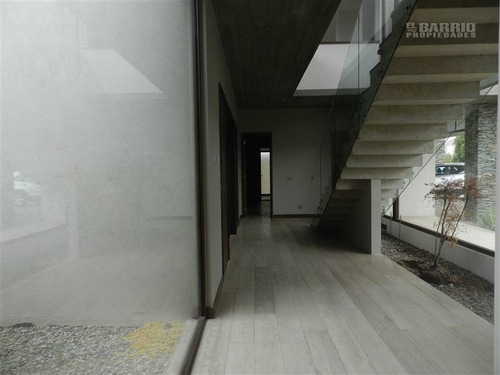 Imagen 7 de 24 de Casa En Venta De 5 Dormitorios En Colina