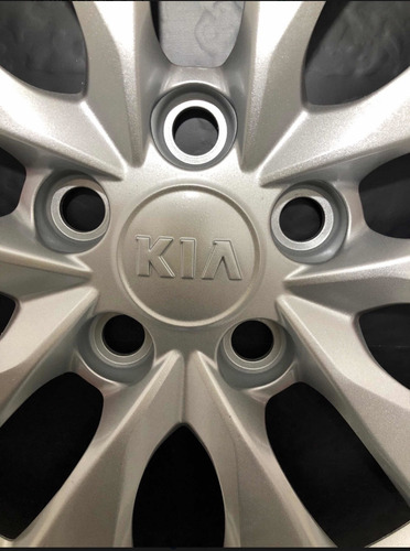 Tapón Polvera Kia Forte 16 Núm Parte 52970-m7100 Gris (Usado)