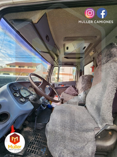 Mercedes Benz L 1318 Modelo 2010 Balancin Con Caja Y Equipo.