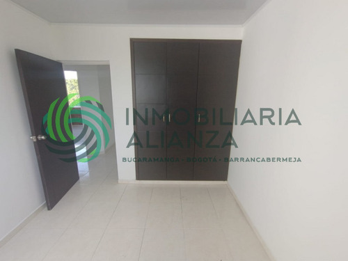 Apartamento En Venta En Los Pinos. Cod V61709