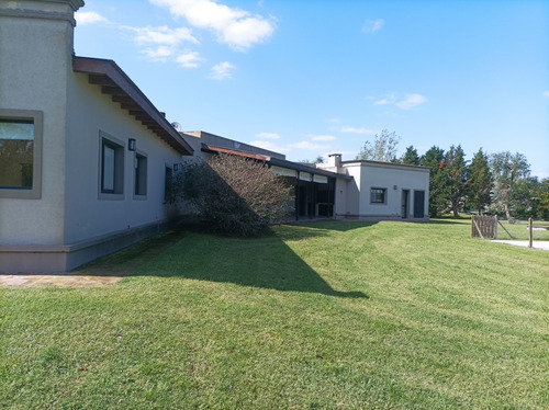 Casa De Campo En Venta