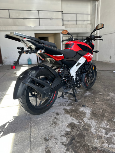 Bajaj Rouser Ns 200