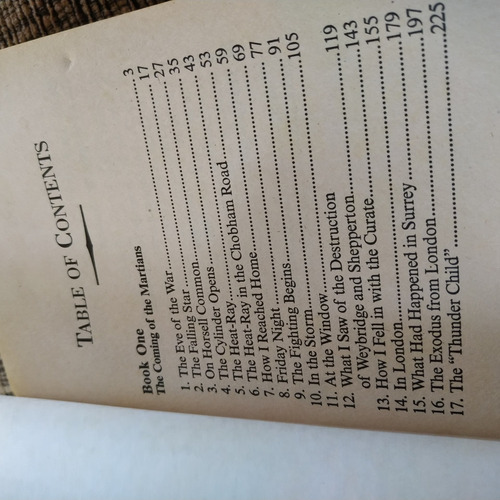Livro The War Of The Worlds , H G Wells - 3 F