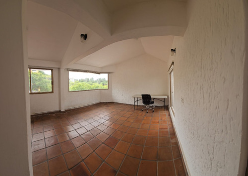 Residencia 3 Rec + Estudio + Oficina Independiente. Bugambilias