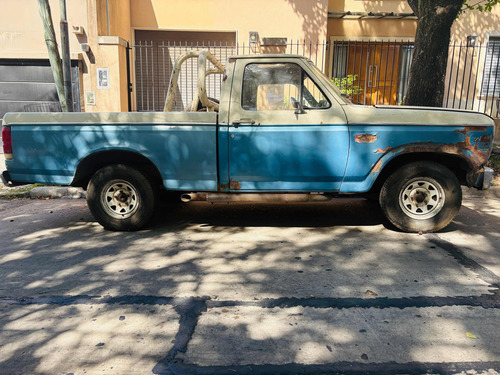 Ford F-100 4.2 V8
