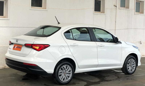 Imagem 4 de 11 de Fiat Cronos 1.3 8v Flex 2020